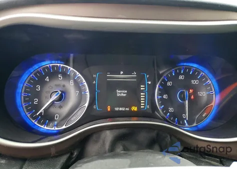 2018 Chrysler Pacifica Touring L z USA, uszkodzony, nr VIN 2C4RC1BGXJR110835